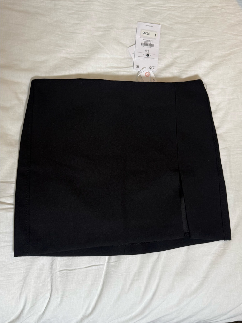 Bershka Black Mini Skort with Side Slit
